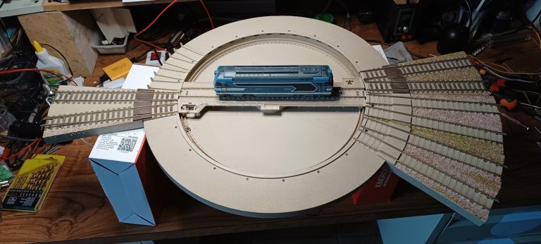 Pont tournant motorisé avec automatismes